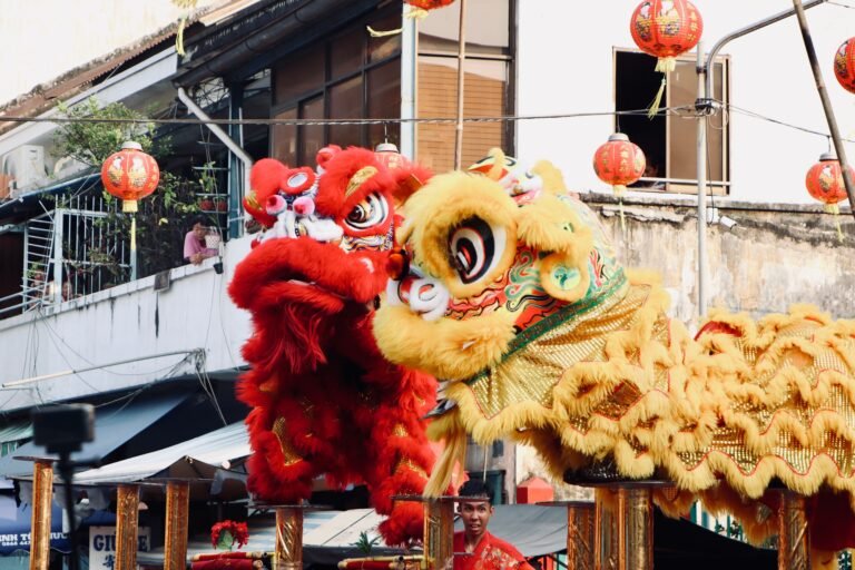 lion dance traveloop malaysia